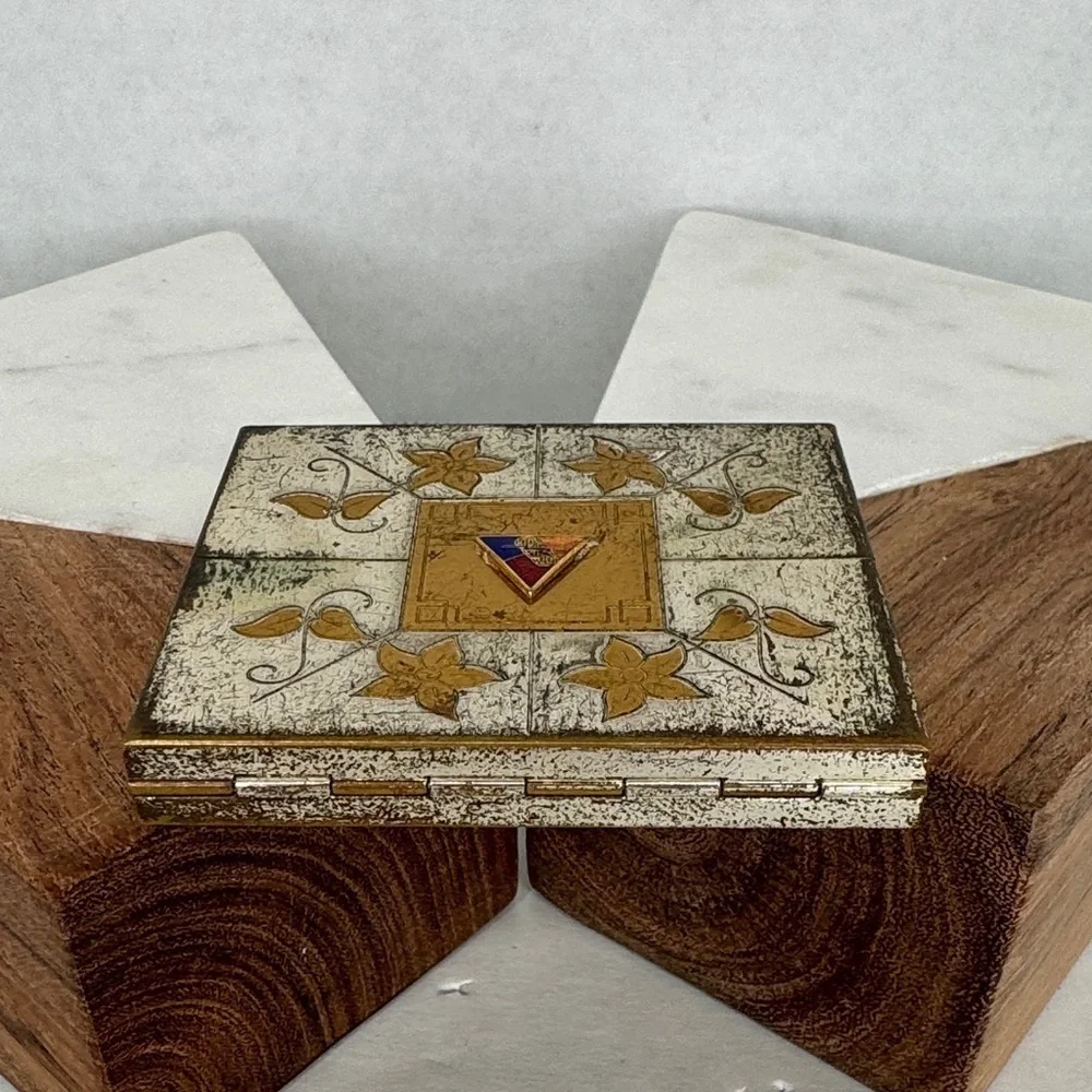 Vintage 1950s Silver and Gold Floral Makeup Compact